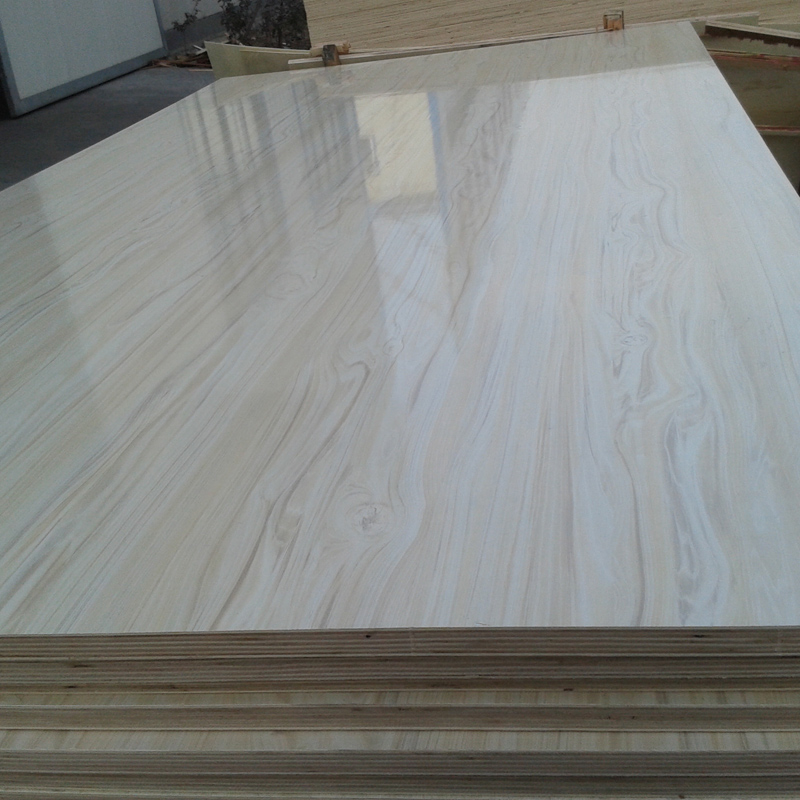 Best price 1220*2440mm solid color or wood grain cabinetry and furniture melamine/laminated plywood